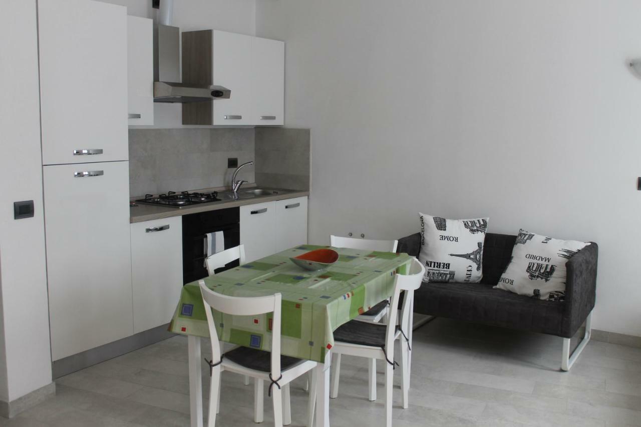 דירות מנדלו דל לאריו Casa Stefania מראה חיצוני תמונה